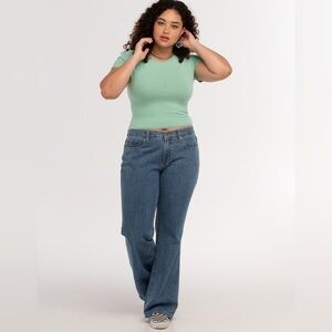 224- Style & Co NWT Low Rise Boot Cut Blue Jeans Size 14